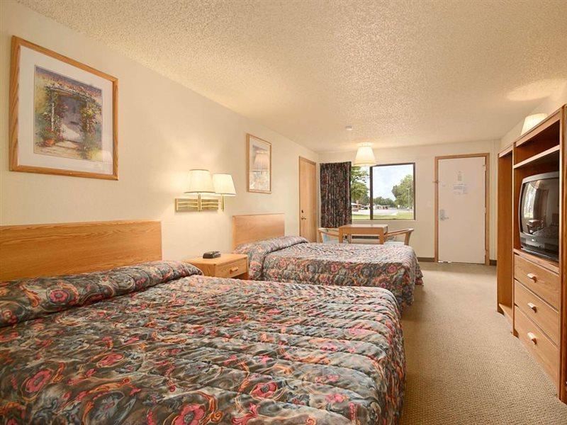 Days Inn By Wyndham Richland Eksteriør bilde